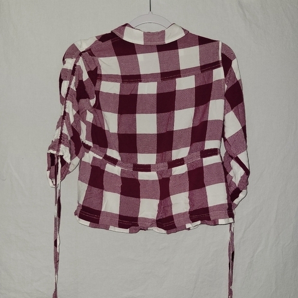 Cato Red And White Collared Blouse Medium Button Up Drawstring - Picture 9 of 11